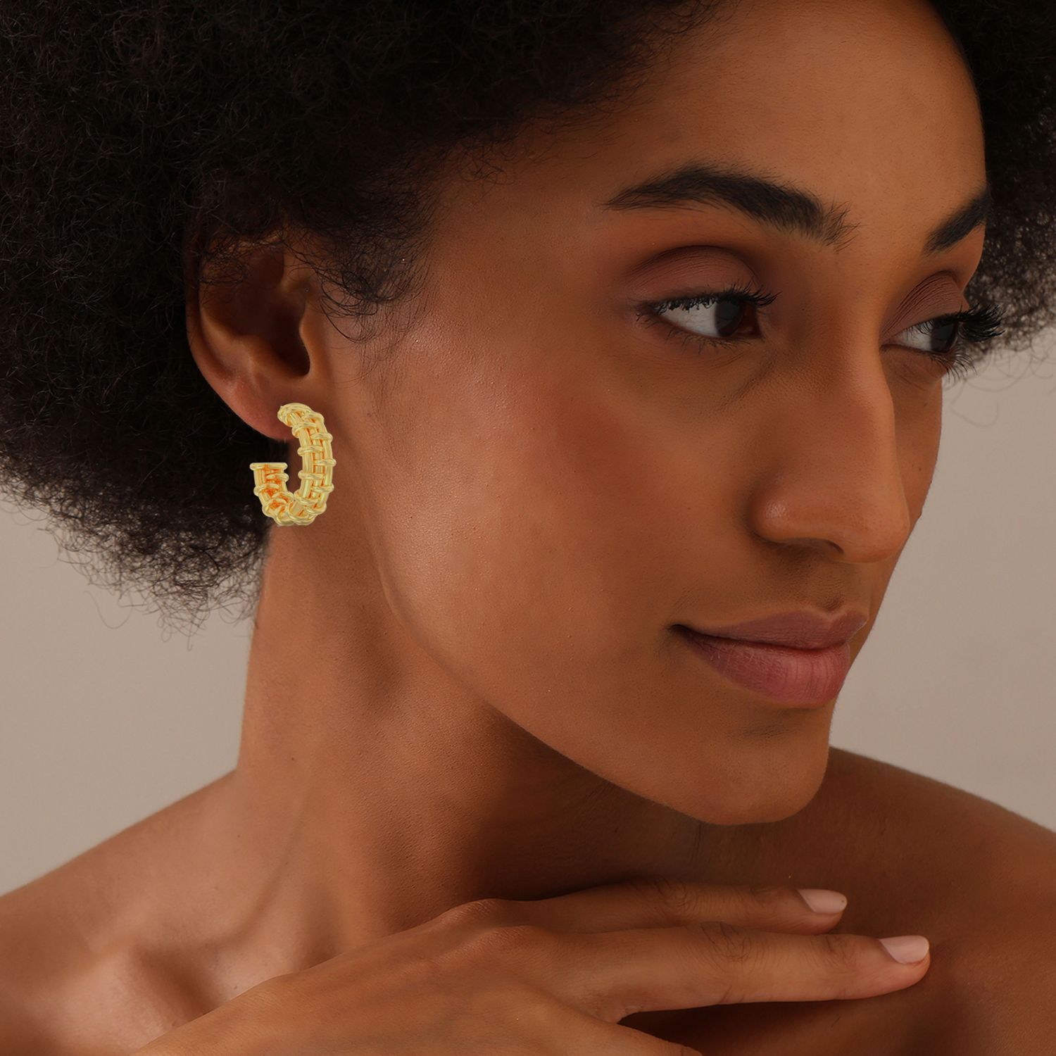 14K Gold Plated SMALL Textured C Hoop Earrings Italian Design Chunky Classic Stud Hoop Earring