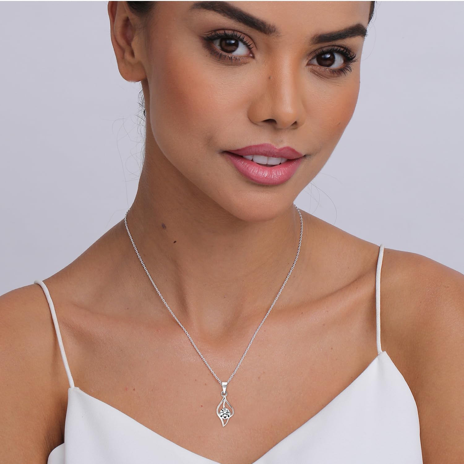 Zirconia Pendant Necklace Gifts for Women Falling Dew Pendant Cable Chain Necklace