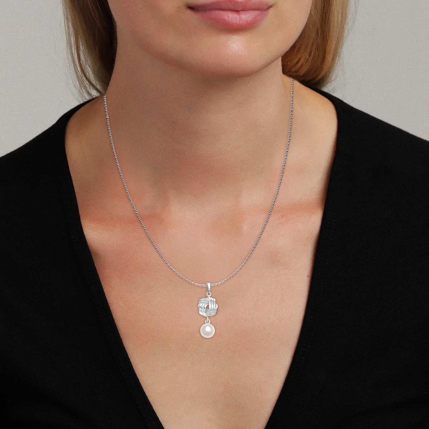Love Knot Chain Pendant Pearl Necklace
